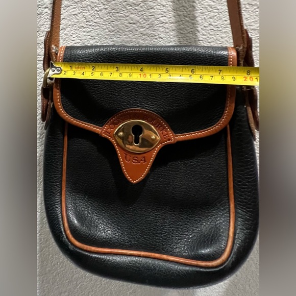 Vintage 1970s Dooney & Bourke Cavalry Spectator Leather Bucket Crossbody Bag - Picture 14 of 16